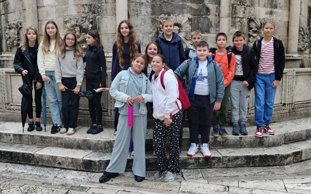 POSJET KNEŽEVU DVORU I RADIONICE U ŠKOLI U SKLOPU PROJEKTA HERIT ADAPT