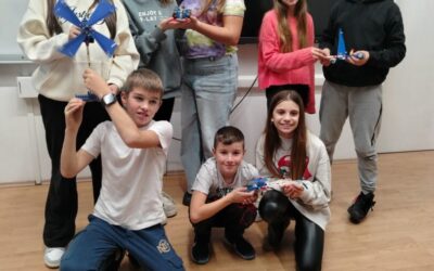 RADIONICE 3D olovke, Svijetleće čestitke i LEGO jednostavni i motorni strojevi