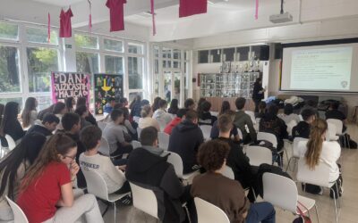 Predavanje o policijskom zanimanju za učenike osmih razreda u OŠ Lapad